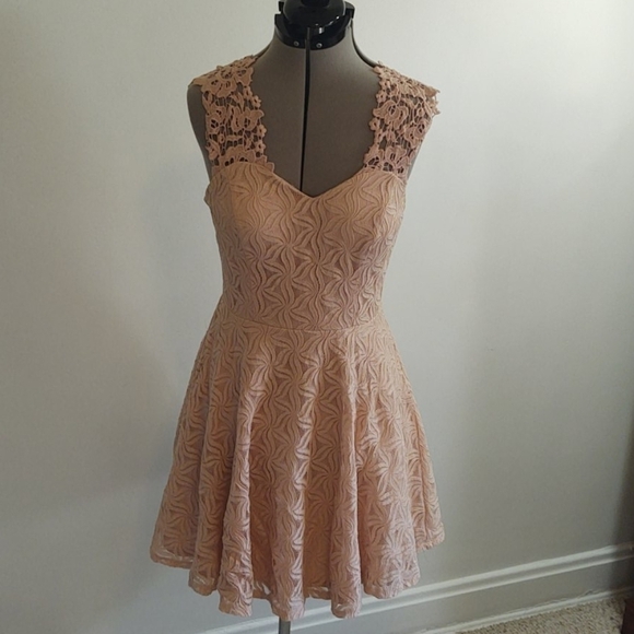 Jodi Kristopher | Dresses | Jodi Kristopher Light Pink Lace Dress Sz 1 ...